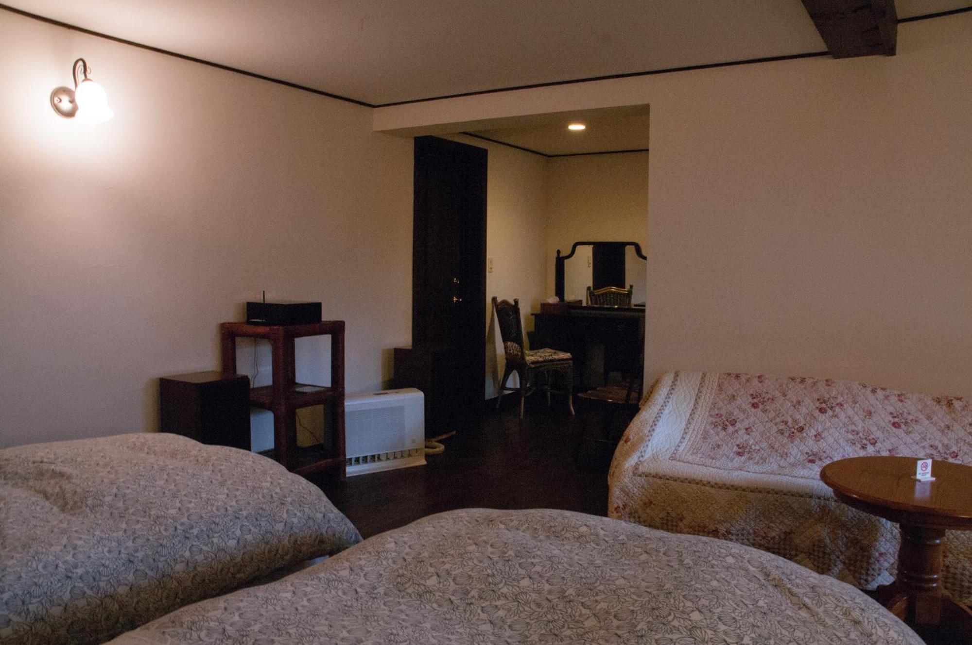 富士見町 トゥンブクトゥヴィラ 部屋 写真